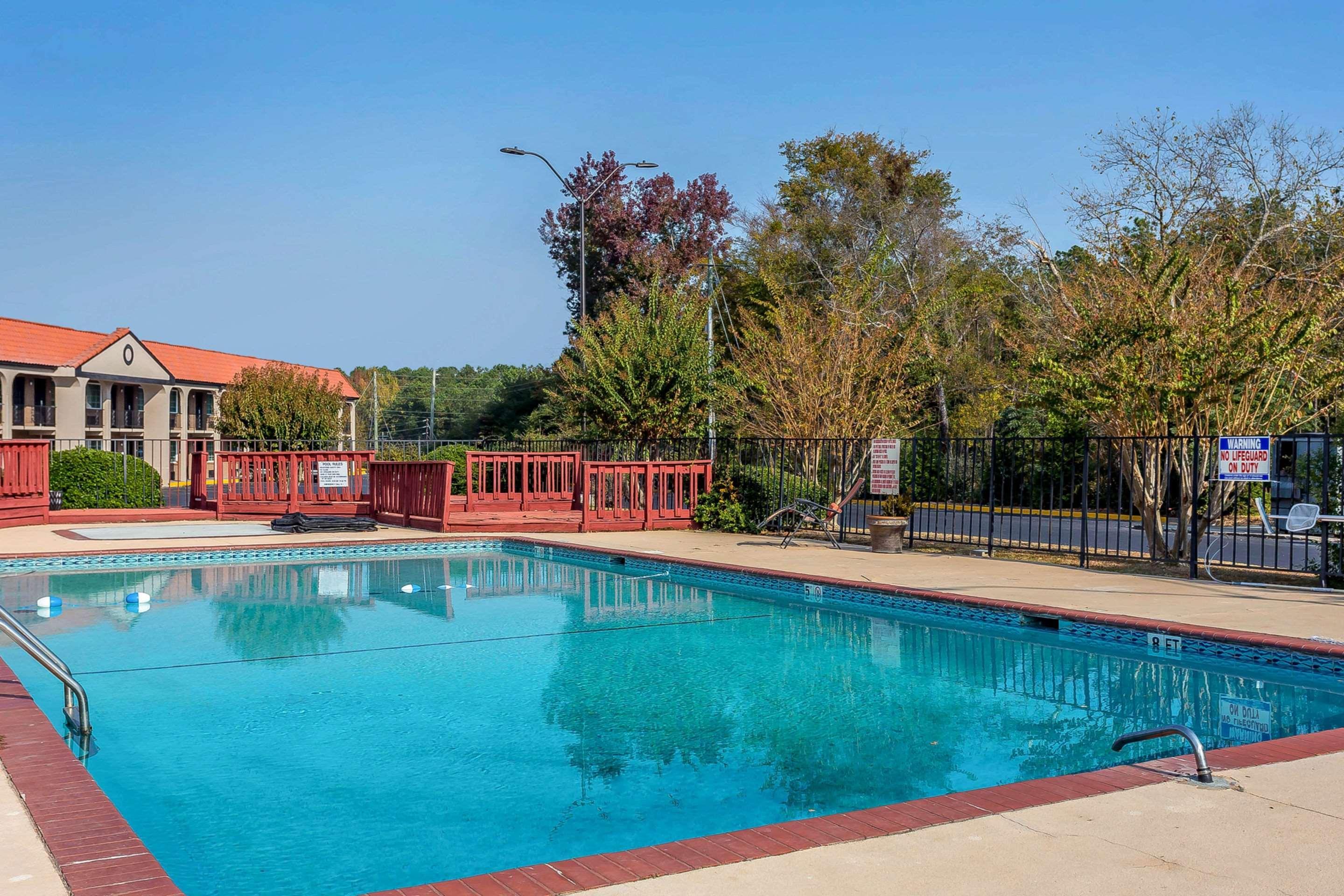 Quality Inn Forsyth Near Ga Public Safety Training Center Exterior photo